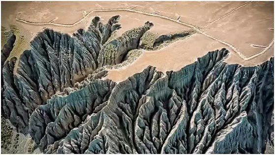 北京小泥人携手独山子大峡谷，带您开启荒野之旅
