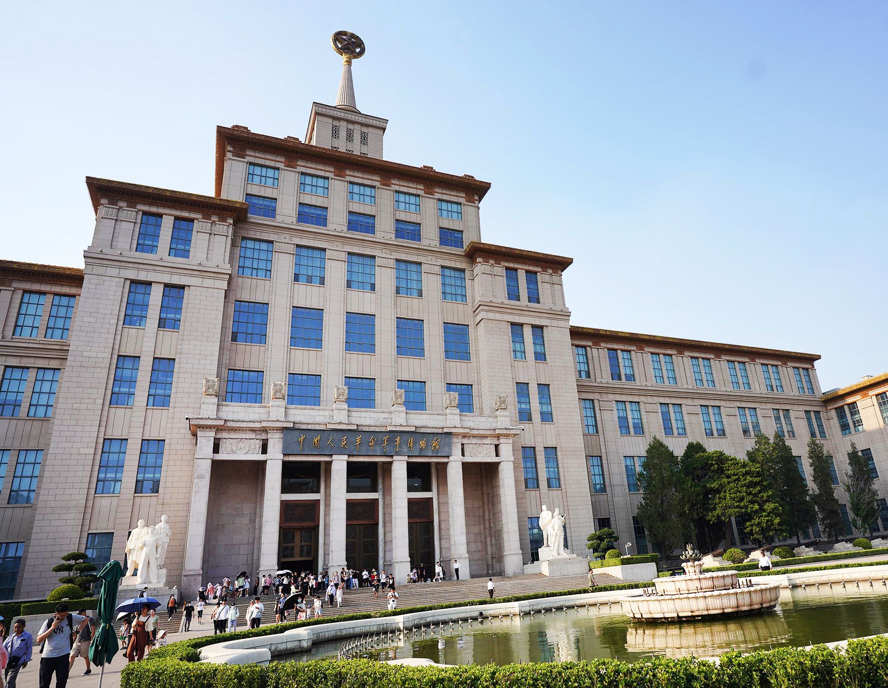 北京军事博物馆：智能语音讲解系统引领沉浸式军事文化体验